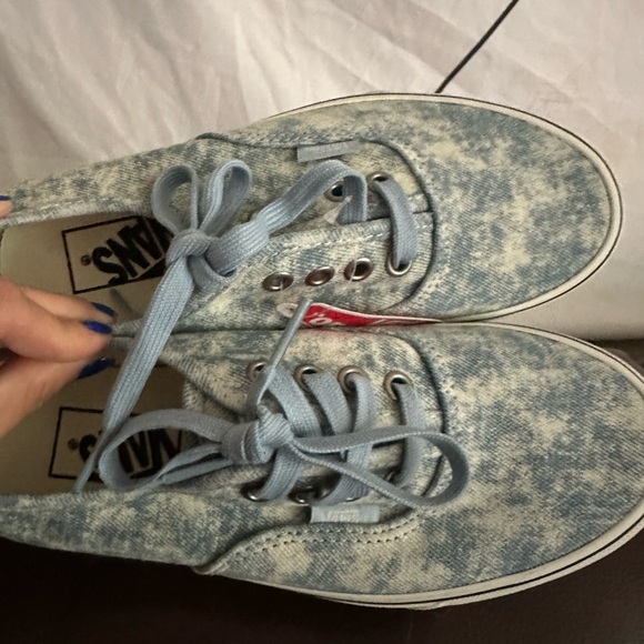 Vans sneakers size US 6 - Picture 2 of 3